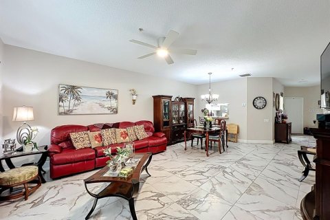 Condominio en venta en Orlando, Florida, 2 dormitorios, 121.24 m2 № 1869052 - foto 5