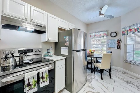 Condominio en venta en Orlando, Florida, 2 dormitorios, 121.24 m2 № 1869052 - foto 4