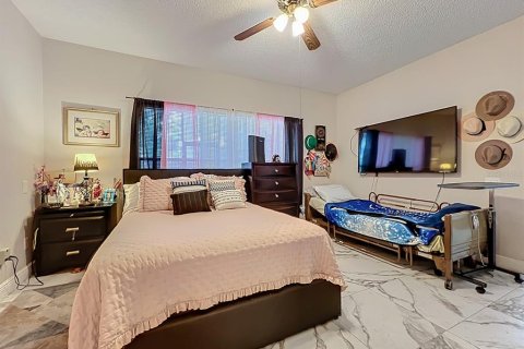 Condominio en venta en Orlando, Florida, 2 dormitorios, 121.24 m2 № 1869052 - foto 25