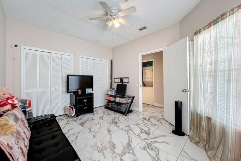 Condominio en venta en Orlando, Florida, 2 dormitorios, 121.24 m2 № 1869052 - foto 10