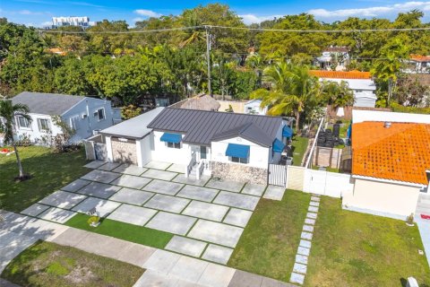 Casa en venta en West Miami, Florida, 2 dormitorios, 108.88 m2 № 1992615 - foto 25