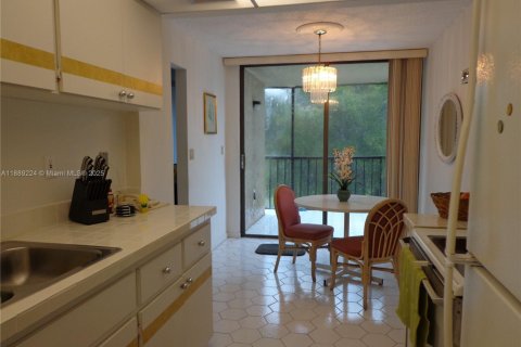 Condominio en alquiler en Sunny Isles Beach, Florida, 2 dormitorios, 122.63 m2 № 1941278 - foto 7