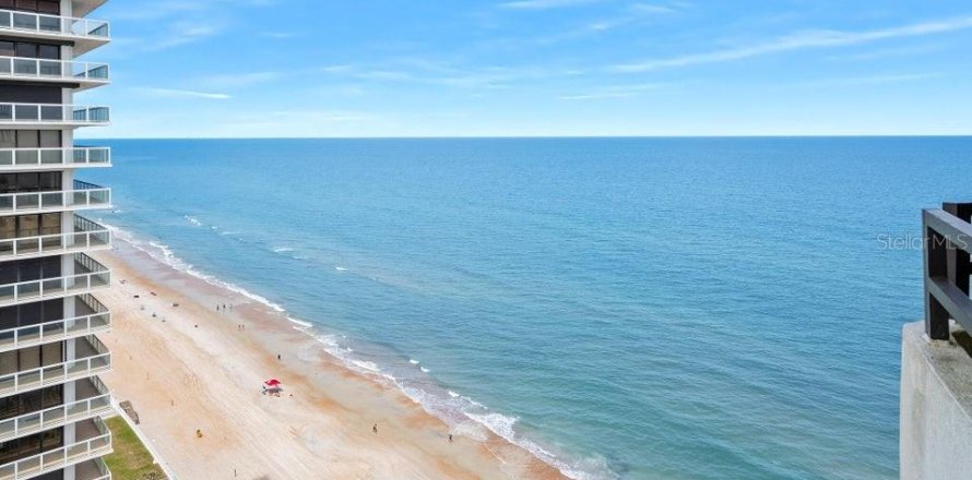 Condo in Daytona Beach, Florida, 2 bedrooms  № 1612875
