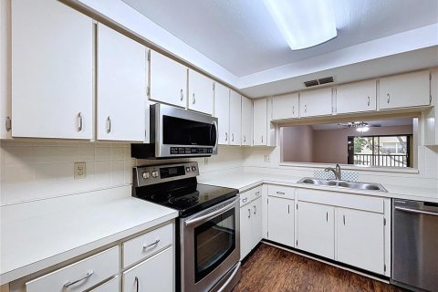 Condo in Clearwater, Florida, 2 bedrooms  № 1909212 - photo 15