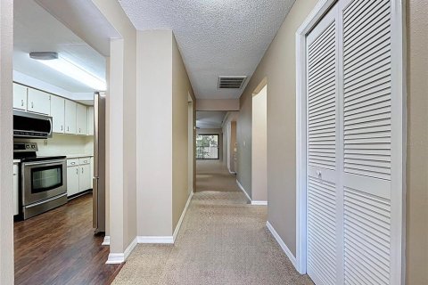 Condo in Clearwater, Florida, 2 bedrooms  № 1909212 - photo 12
