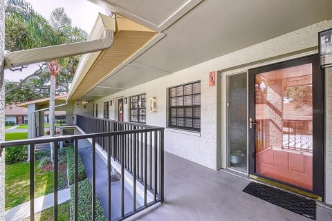 Condo in Clearwater, Florida, 2 bedrooms  № 1909212 - photo 8