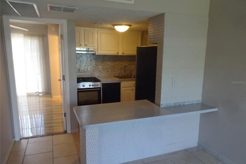 Condominio en alquiler en Altamonte Springs, Florida, 1 dormitorio, 46.08 m2 № 2098446 - foto 7