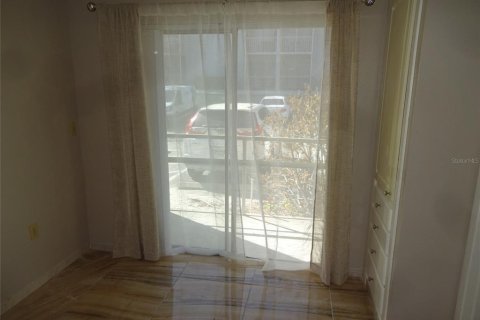 Condominio en alquiler en Altamonte Springs, Florida, 1 dormitorio, 46.08 m2 № 2098446 - foto 14