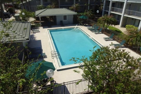 Condominio en alquiler en Altamonte Springs, Florida, 1 dormitorio, 46.08 m2 № 2098446 - foto 3