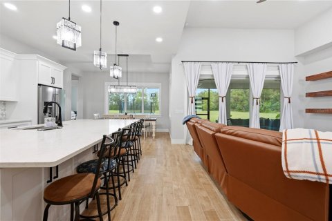 House in Alachua, Florida 4 bedrooms, 244.33 sq.m. № 2200227 - photo 7