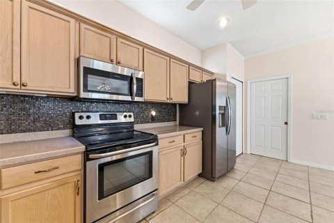 House in Land O' Lakes, Florida 3 bedrooms, 184.69 sq.m. № 2236853 - photo 13