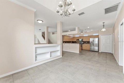 House in Land O' Lakes, Florida 3 bedrooms, 184.69 sq.m. № 2236853 - photo 10