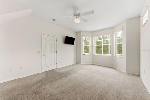 House in Land O' Lakes, Florida 3 bedrooms, 184.69 sq.m. № 2236853 - photo 15