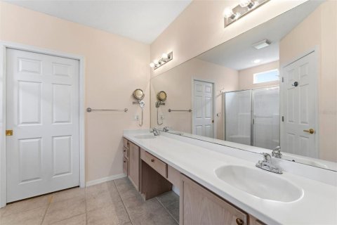 House in Land O' Lakes, Florida 3 bedrooms, 184.69 sq.m. № 2236853 - photo 17