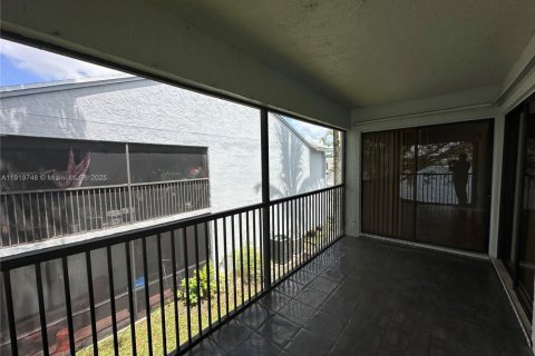 Copropriété à vendre à Homestead, Floride: 3 chambres, 90.12 m2 № 1974803 - photo 26