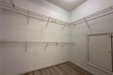 Copropriété à vendre à Homestead, Floride: 3 chambres, 90.12 m2 № 1974803 - photo 16