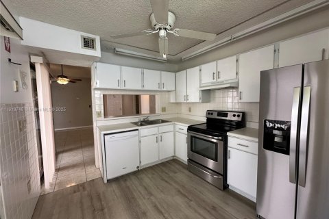 Copropriété à vendre à Homestead, Floride: 3 chambres, 90.12 m2 № 1974803 - photo 6