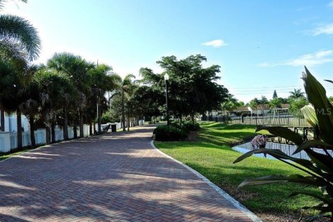 Apartment in Punta Gorda, Florida 2 bedrooms, 83.61 sq.m. № 1766065 - photo 21