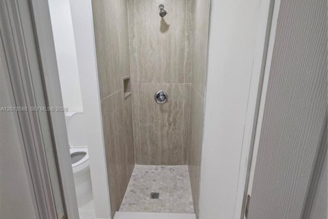 Immobilier commercial à louer à West Park, Floride: 1 chambre № 2300942 - photo 6