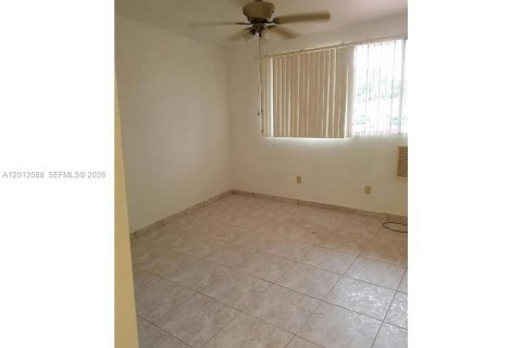 Immobilier commercial à louer à West Park, Floride: 1 chambre № 2300942 - photo 4