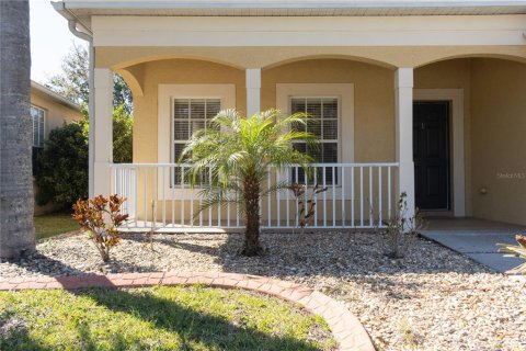 Villa ou maison à vendre à Land O' Lakes, Floride: 5 chambres, 209.96 m2 № 2236481 - photo 4