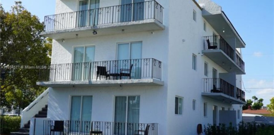 Apartamento en Miami, Florida 2 dormitorios, 92.9 m2 № 1947043