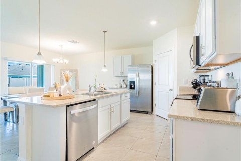 Casa en alquiler en Wesley Chapel, Florida, 4 dormitorios, 171.5 m2 № 1851595 - foto 11