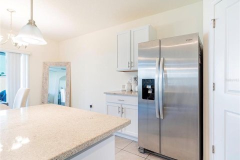 Casa en alquiler en Wesley Chapel, Florida, 4 dormitorios, 171.5 m2 № 1851595 - foto 4