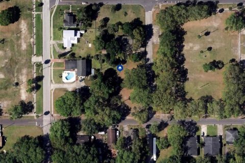 House in Sanford, Florida 4 bedrooms, 138.8 sq.m. № 2353499 - photo 3
