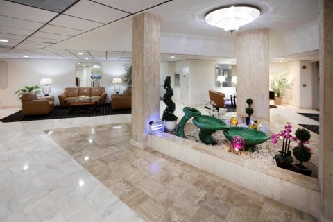 Condominio en alquiler en Coral Springs, Florida, 2 dormitorios, 120.77 m2 № 1076820 - foto 1