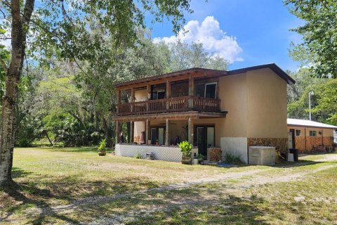 Casa en Fort MC Coy, Florida 3 dormitorios, 186.92 m2 № 2208171
