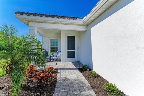 House in Sarasota, Florida 3 bedrooms, 172.89 sq.m. № 2199382 - photo 8