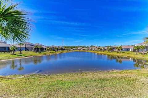 House in Sarasota, Florida 3 bedrooms, 172.89 sq.m. № 2199382 - photo 29