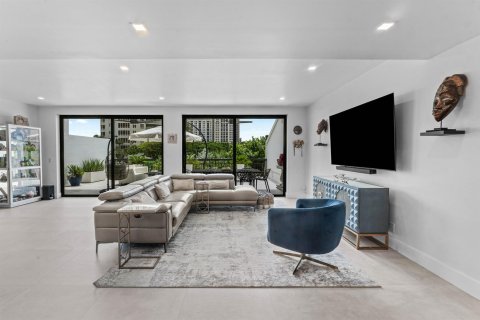 Condo in Riviera Beach, Florida, 3 bedrooms  № 2382814 - photo 11