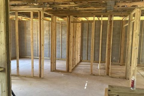 House in Sebring, Florida 3 bedrooms, 117.99 sq.m. № 1400898 - photo 4