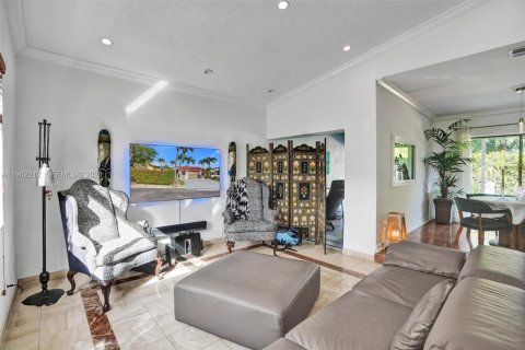 Villa ou maison à vendre à Miami, Floride: 3 chambres, 124.58 m2 № 2023700 - photo 11