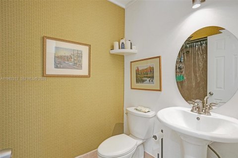 Villa ou maison à vendre à Miami, Floride: 3 chambres, 124.58 m2 № 2023700 - photo 23