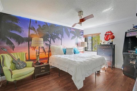 Villa ou maison à vendre à Miami, Floride: 3 chambres, 124.58 m2 № 2023700 - photo 15