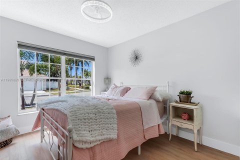 Купить виллу или дом в Мирамар, Флорида 4 спальни, 137.22м2, № 2040583 - фото 14