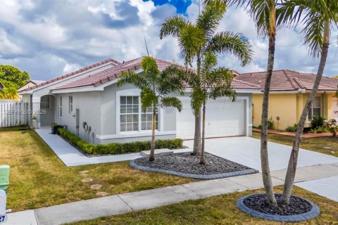 Купить виллу или дом в Мирамар, Флорида 4 спальни, 137.22м2, № 2040583 - фото 20