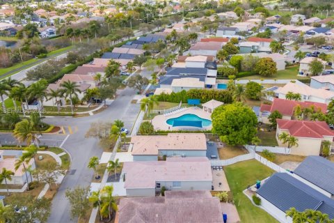 Купить виллу или дом в Мирамар, Флорида 4 спальни, 137.22м2, № 2040583 - фото 26