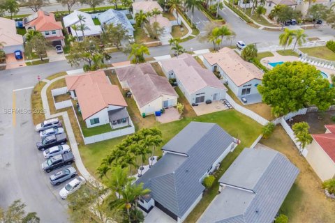 Купить виллу или дом в Мирамар, Флорида 4 спальни, 137.22м2, № 2040583 - фото 27