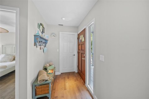 Villa ou maison à vendre à Sarasota, Floride: 3 chambres, 201.41 m2 № 2416889 - photo 3