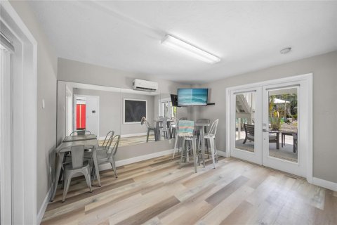Villa ou maison à vendre à Sarasota, Floride: 3 chambres, 201.41 m2 № 2416889 - photo 27
