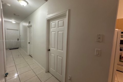 Adosado en venta en Homestead, Florida, 2 dormitorios, 116.87 m2 № 2016702 - foto 16