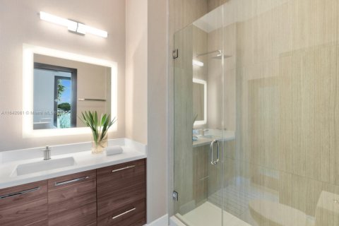 House in Bal Harbour, Florida 6 bedrooms, 611.67 sq.m. № 1764214 - photo 23