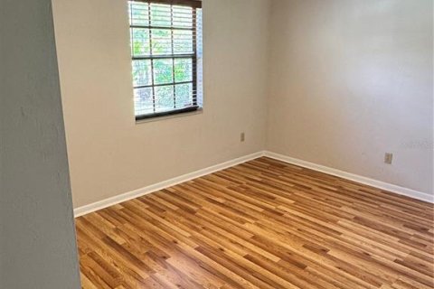 Villa ou maison à louer à Palm Coast, Floride: 3 chambres, 179.12 m2 № 1908589 - photo 8