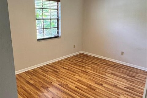 Villa ou maison à louer à Palm Coast, Floride: 3 chambres, 179.12 m2 № 1908589 - photo 3