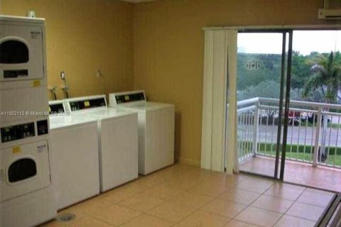 Copropriété à louer à Plantation, Floride: 1 chambre, 60.94 m2 № 1976030 - photo 11