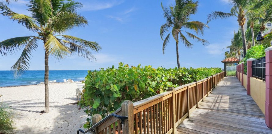Condo in Fort Lauderdale, Florida, 3 bedrooms № 1182509